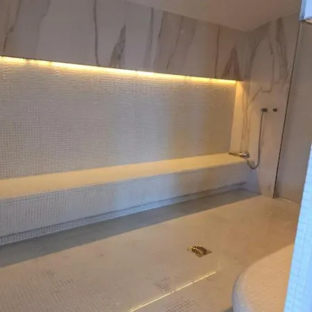 Premium & Prima Linie La Mare Apartment