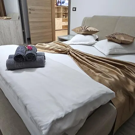 Premium & Prima Linie La Mare 3* Năvodari